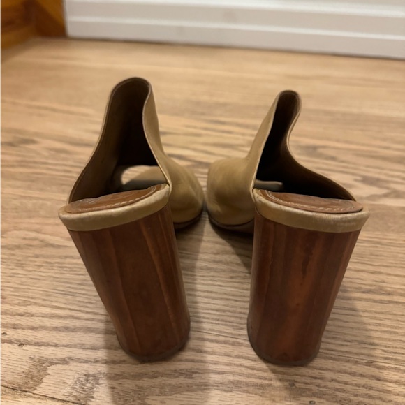 Tory Burch Raya Leather Mule Sandal Heels - Picture 8 of 8